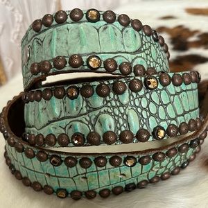 Turquoise alligator and stone belt